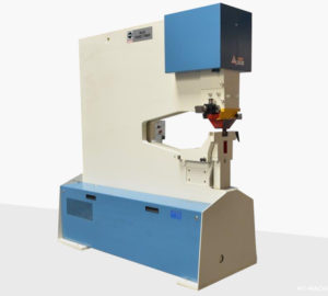 Poinçonneuse Mubea KLH 760